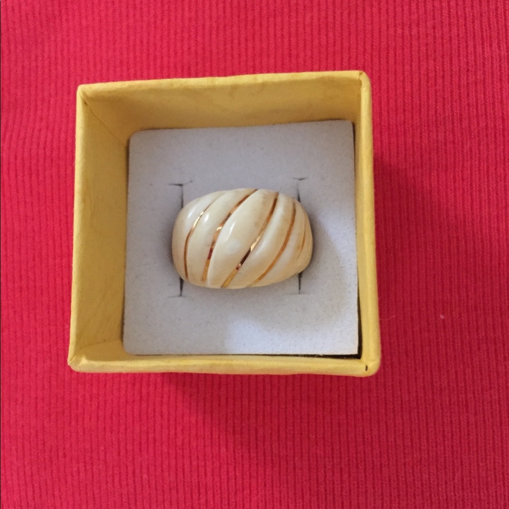 14 K Gold And Carved Bone Ring